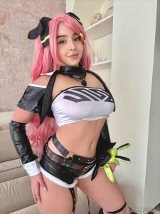 We could play a game with you you dm me your favorite character and if