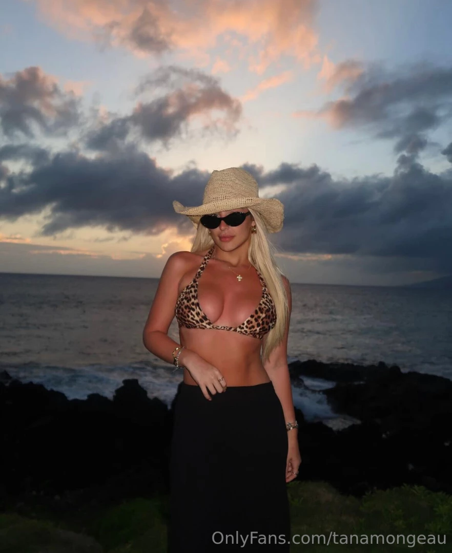 Bad girls go to hawaii 