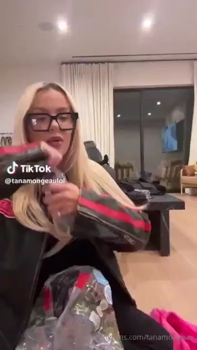 Mood tonight thirsy af 