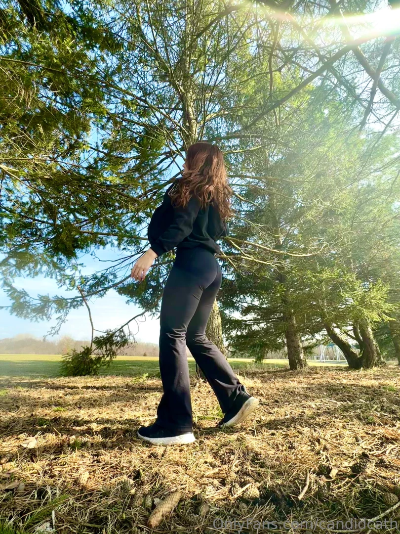 Wondering in the woods part 1 