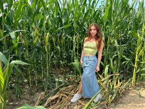 Wanna get lost in a corn maze with me