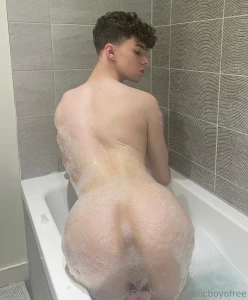 I hope i don t drop the soap hehe part 1