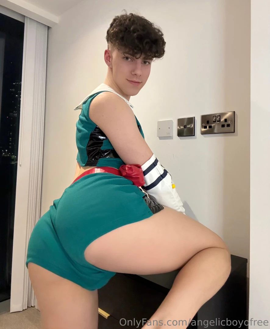 My hero academia gone bad more explicit pictures and more waiting for part 9 