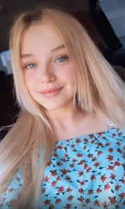 A naughty girl kate_kikso wants to play with your cock if you want her part 67