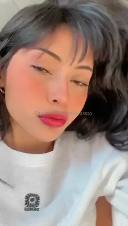 Tell im pretty part 1 