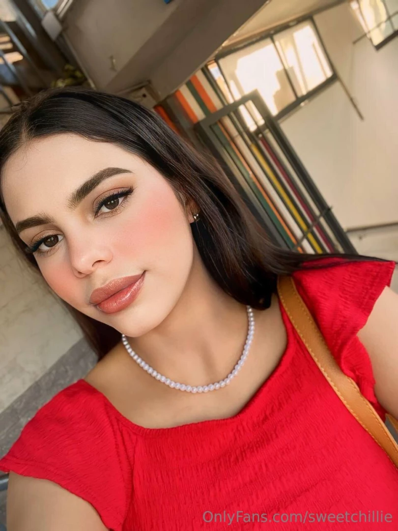 Fashion are you keeping up with it as for me i love experimenting with 