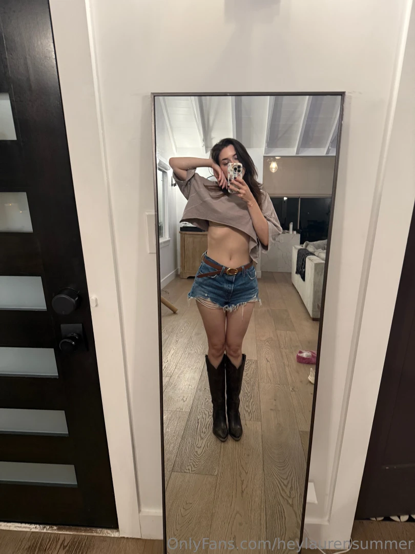 Quickkkkkk guess what i was listening to when i took this if you re 