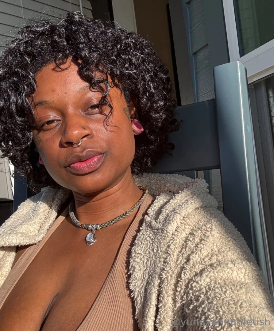 Ip 5 amp i ll rate that dick like it s my job i don t hold back 