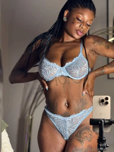 Rise amp stroke 6 for a bundle of 3 nasty clips tip amp i ll drop it