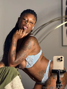 Sweet face dangerous body new photo set just dropped and it s intimate