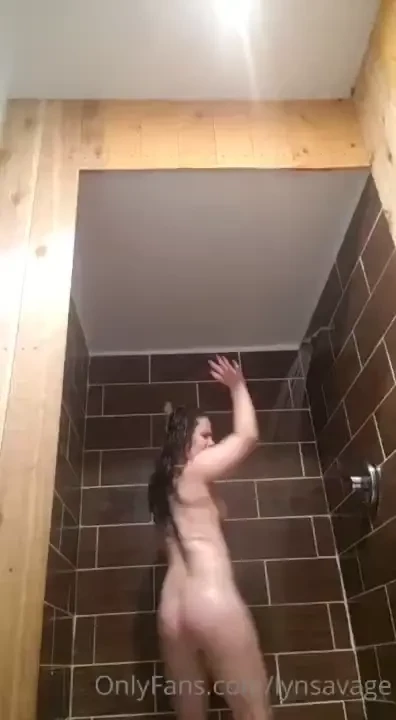 Me being me in the shower and thinking about yall hope you like that 