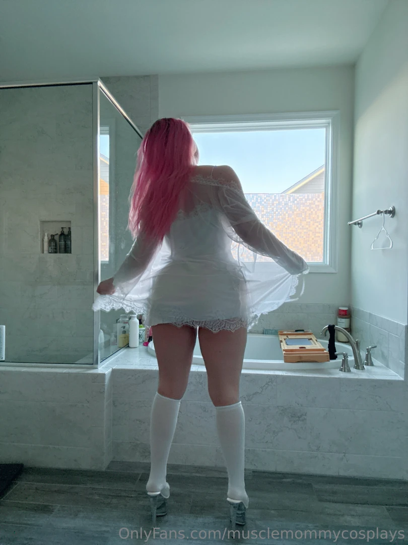 White lingerie pictures 3 videos are in my premium page goodnight you 