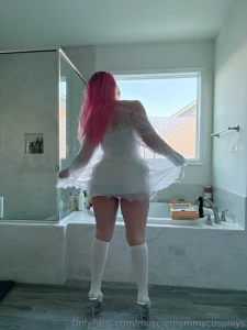 White lingerie pictures 3 videos are in my premium page goodnight you