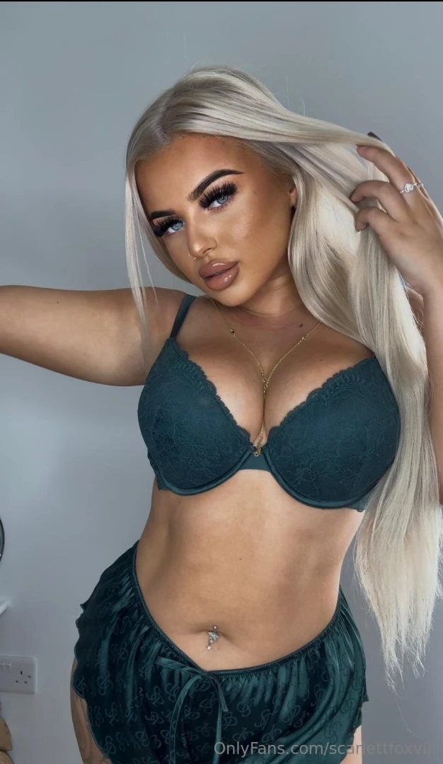 Does that cock get hard when you see me 