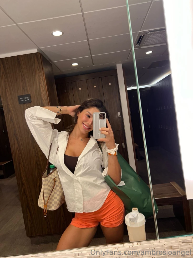 Bought some new underwear don t worry i ll share my pictures with you 