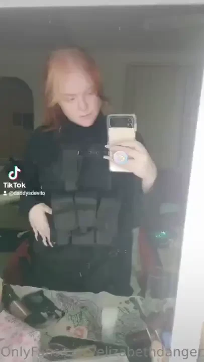 Purrrrrr i look so good in this makes me feel a little spicey eh i 