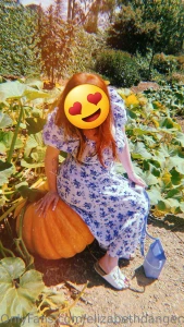 I ll be your pumpkin even tho i was mid sneeze here lmao