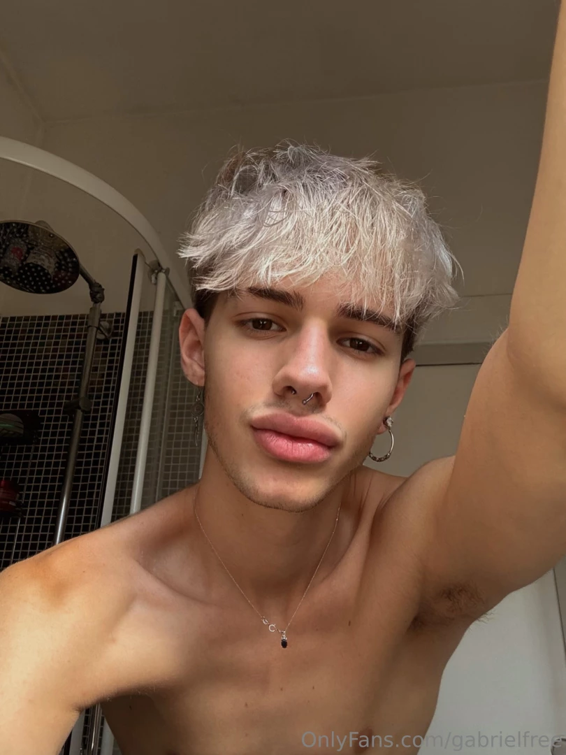 This is my new profile pic on my vip do you like it gabrieldiorvip 