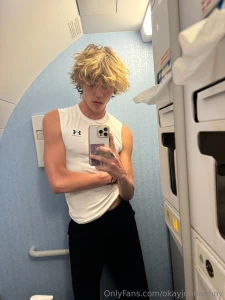 Flying back home today you know what that means mile high club