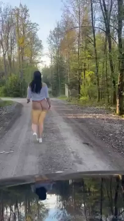 Naked walk mit w rfeln 