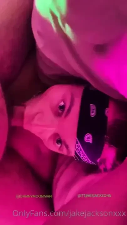 Face fucking cute twink johnnymoonman tight wet throa 