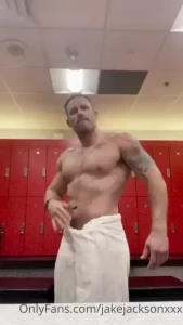 Who wants to put lotion on me