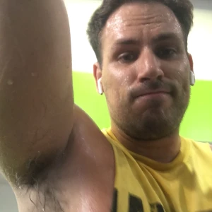 I m so sweaty here lol