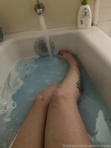 What s your go to way to destress i love a good bath i try to take one part 1