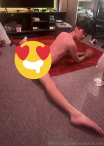 Uncensored pics on my paid of and videos cumming soon part 1