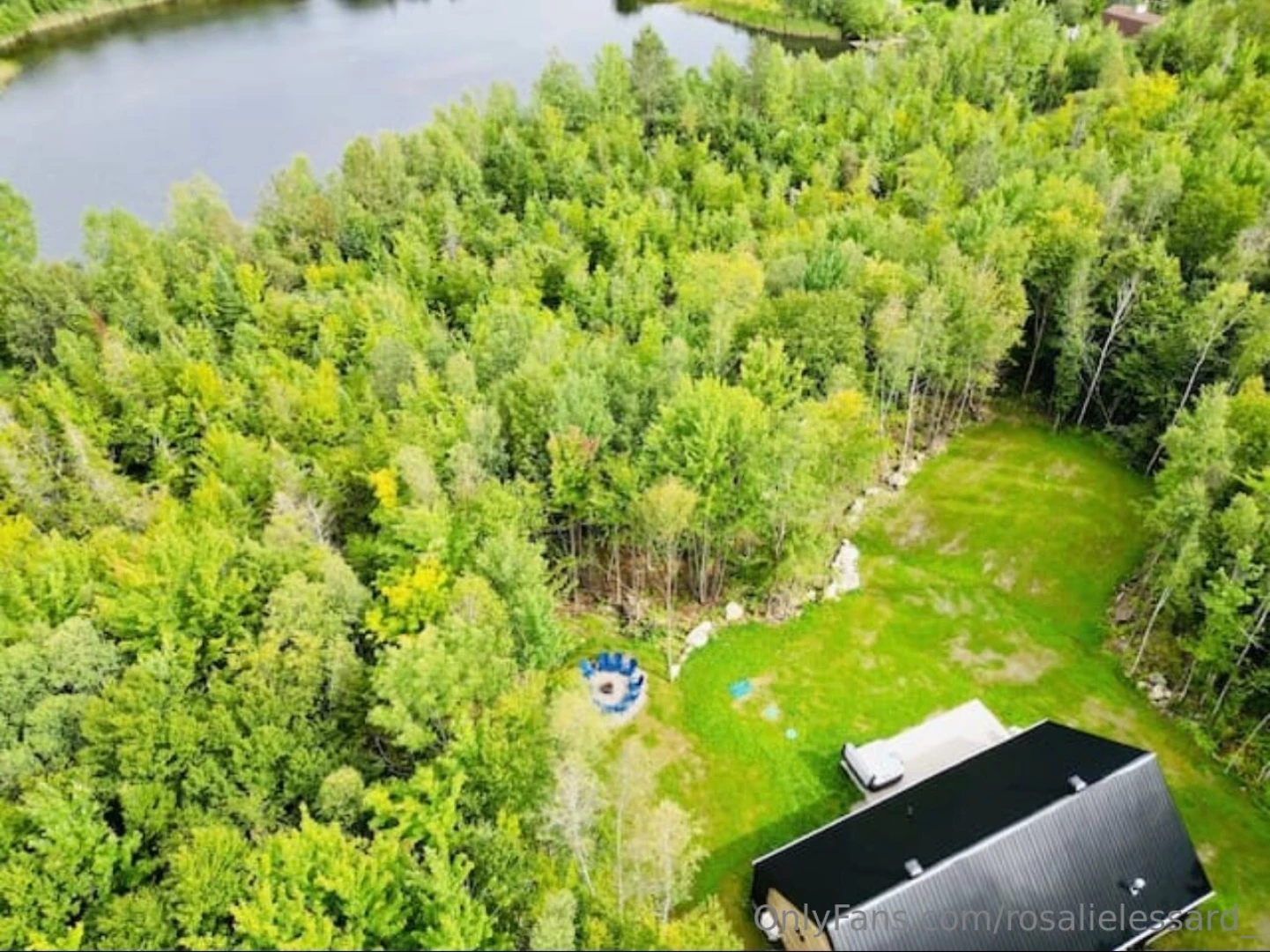 Voici le airbnb qu on a lou mariejo lebrun pis moi la semaine pro a part 3 