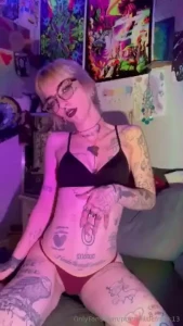 Prettylittlefreak13 part 63