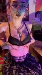 Prettylittlefreak13 part 140