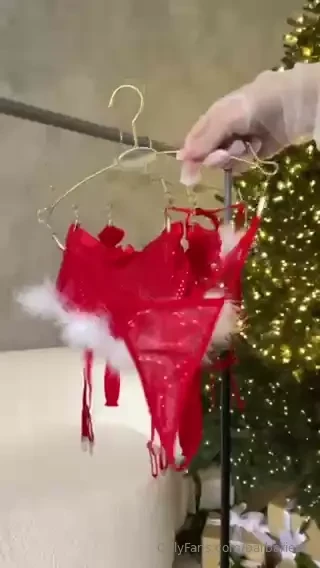 Remember the costume i showed you unfortunately there was a little 