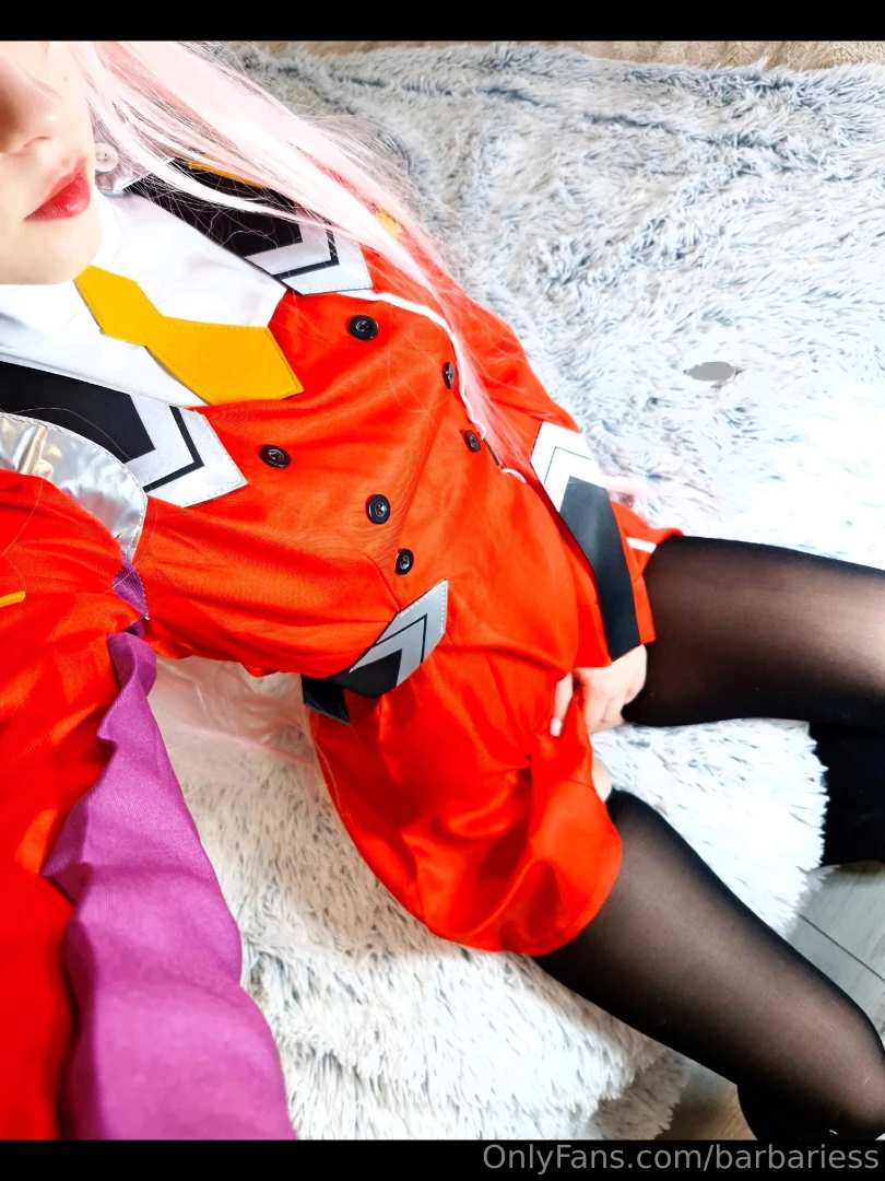 Okay i think it s time for the most important poll content in cosplay 