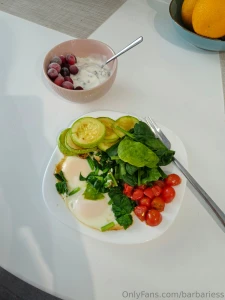 Just a delicious and healthy breakfast