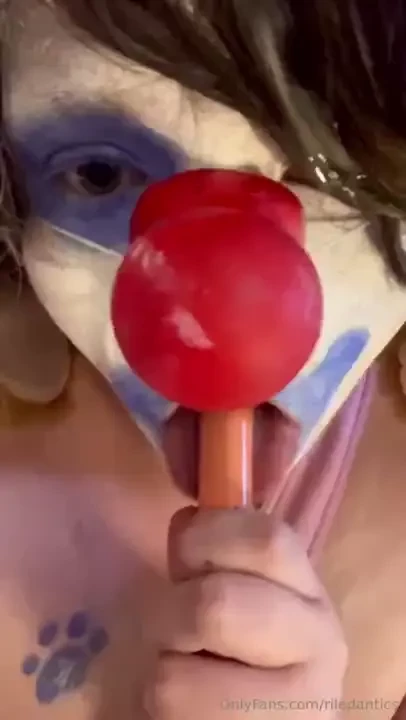 Puppy clown pupzie pics amp clips prt 2 