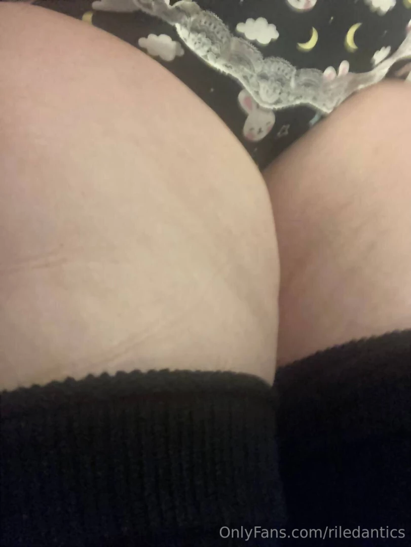 Got some new pairs of panties and socks today o o 