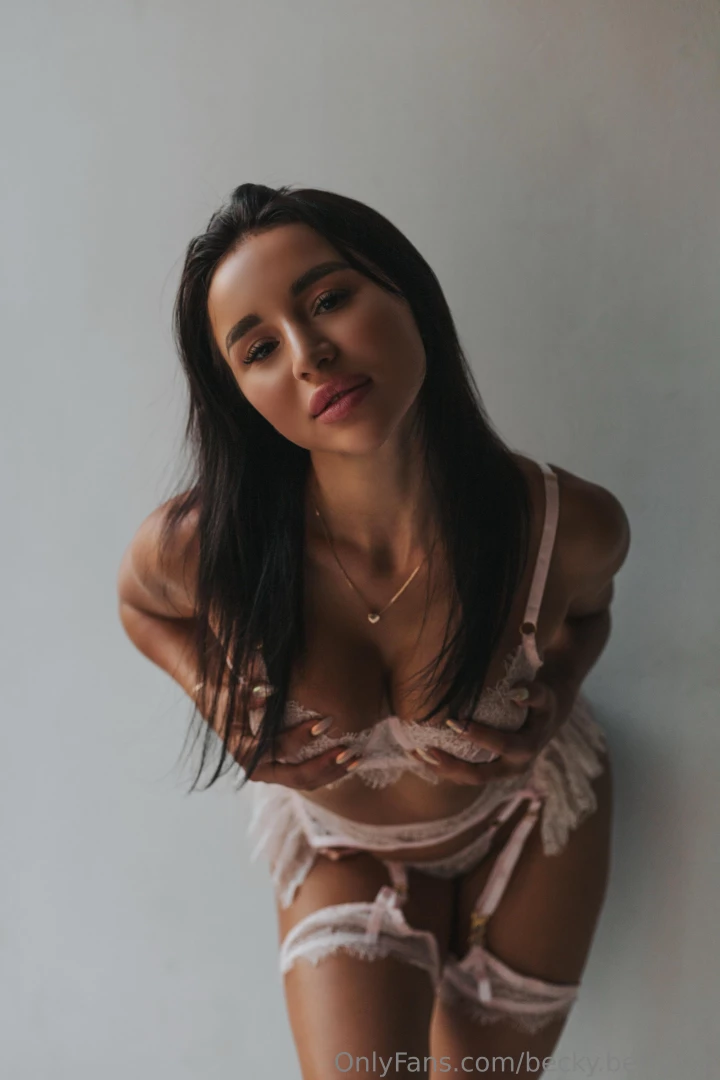 As i walked into the studio for our new photo shoot a rush of part 1 