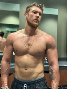 What s the first thing you d do if i pulled you in like this