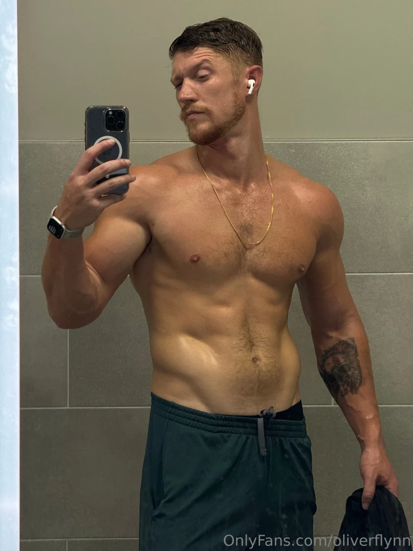 My fit body is built to turn you on 