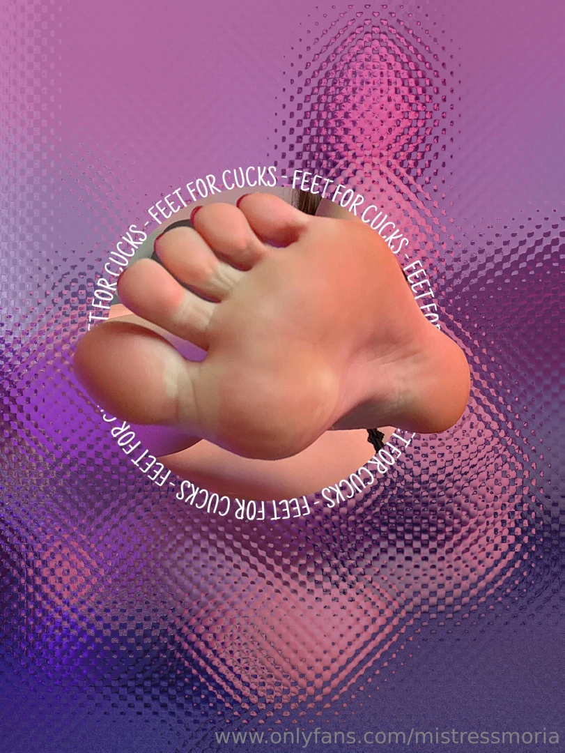 Repeat after me feet for cucks feet for cucks feet for cucks 