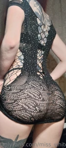 Dm me and let this hot slut drain your balls
