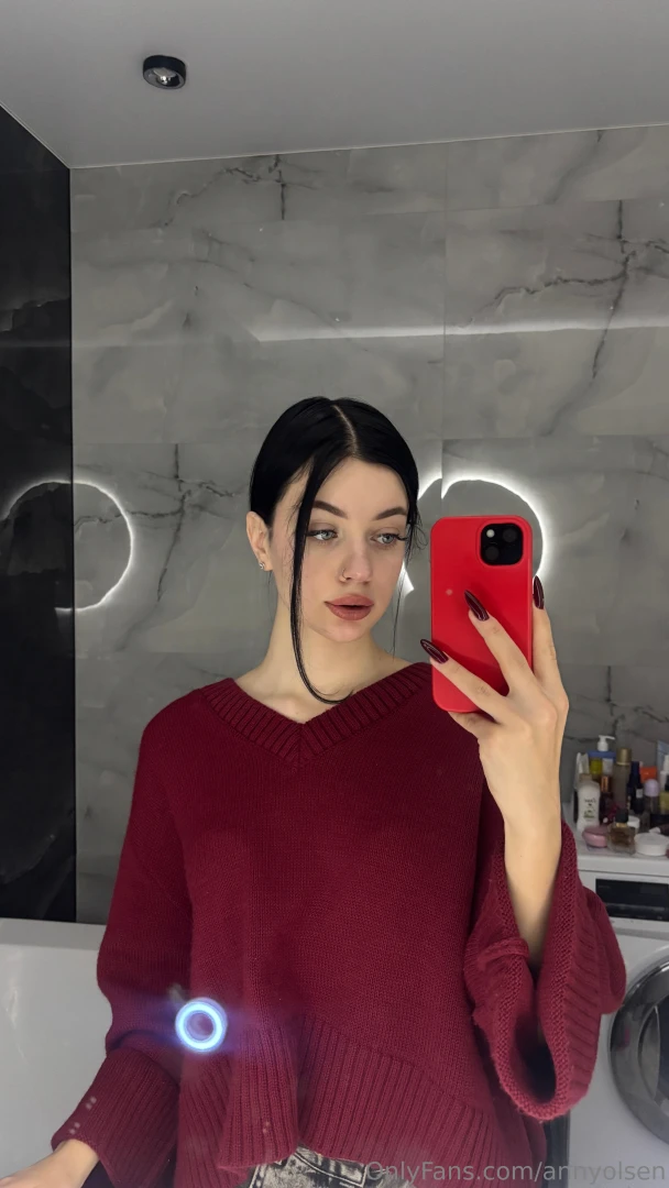 You know the color burgundy is the real trend of this season so i m 