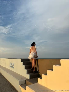 Feeling like the main character in my own little movie with this look