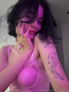 I ve always been curious to know what kind of girls you like better