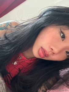 Just know i look a lot better in what im about to send in ur dms