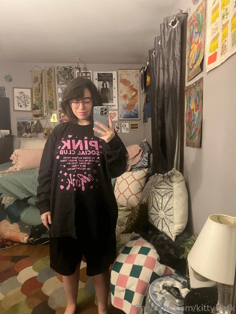 As soon as i m done taking boob pics it s time to immediately get in 