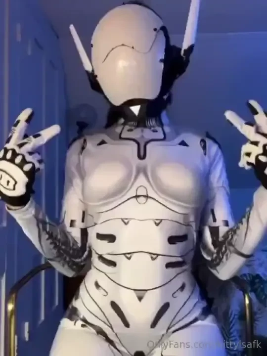 Posting this and now im doing errands kitty unit loves u lil boy by 