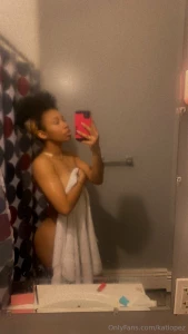 Its freaky fridayyyyy goooooood afternoooon check y all messages