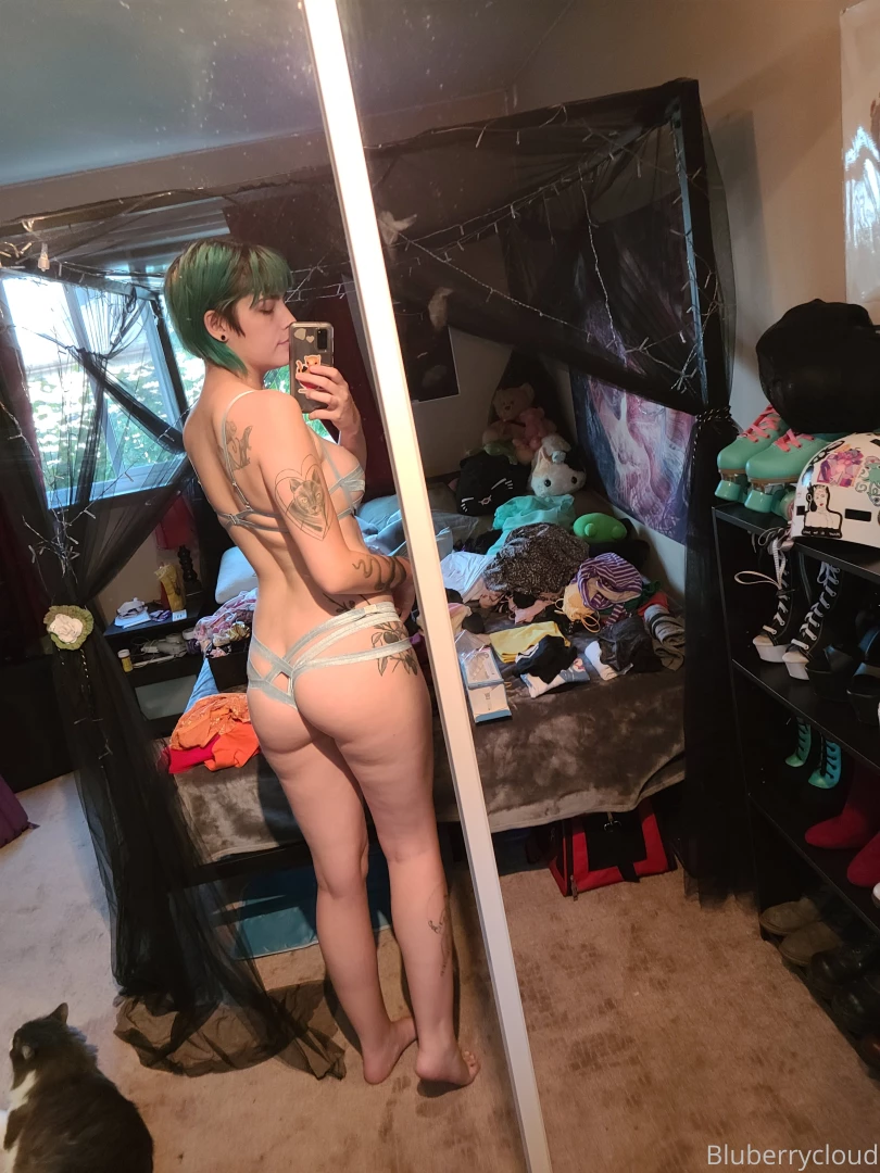 Thank you to my fan who got me this lingerie off my wishlist i feel so part 2 